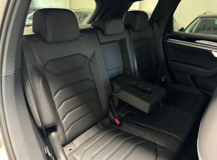 Volkswagen - Touareg