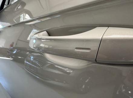 Volkswagen - Touareg