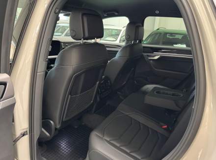 Volkswagen - Touareg