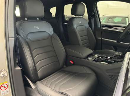 Volkswagen - Touareg