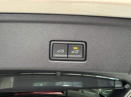 Volkswagen - Touareg