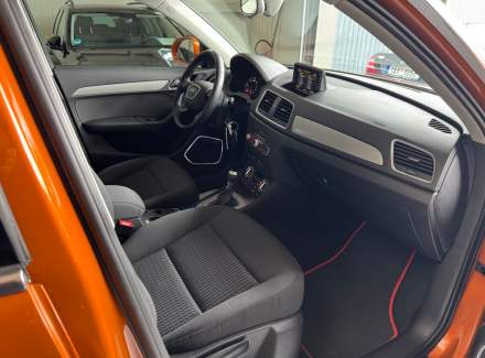 Audi - Q3