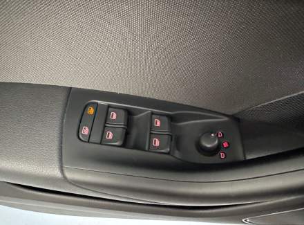 Audi - Q3