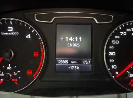 Audi - Q3
