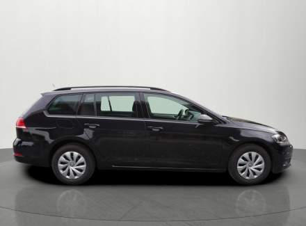 Volkswagen - Golf
