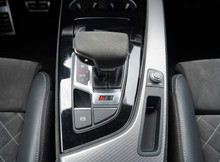 Audi - RS 5