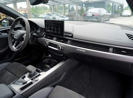 Audi - RS 5