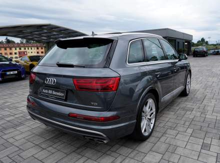 Audi - SQ7