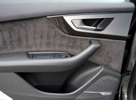 Audi - SQ7