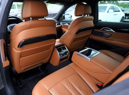 BMW - 7er