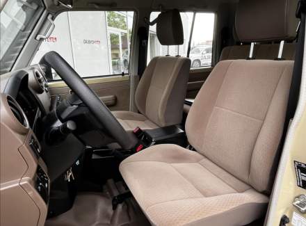 Toyota - Land Cruiser