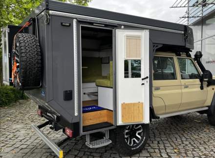 Toyota - Land Cruiser