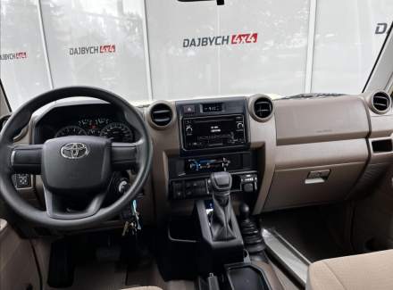 Toyota - Land Cruiser