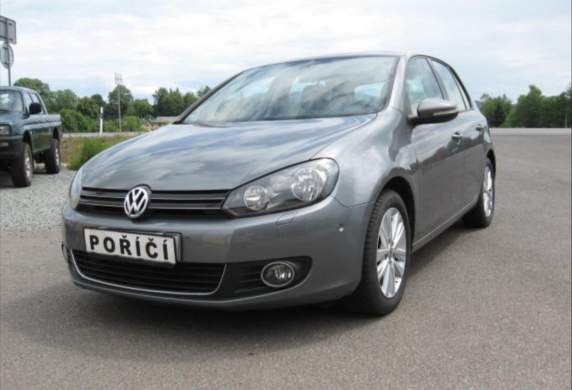 Volkswagen - Golf