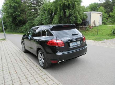 Porsche - Cayenne