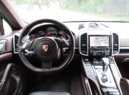 Porsche - Cayenne