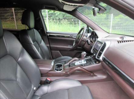 Porsche - Cayenne