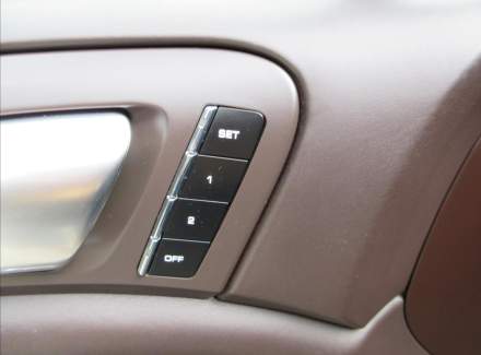 Porsche - Cayenne