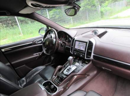 Porsche - Cayenne