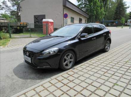 Volvo - V40