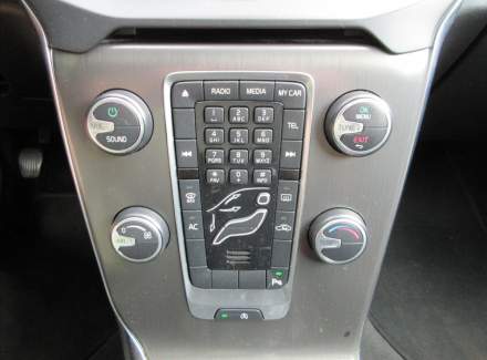 Volvo - V40