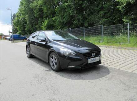 Volvo - V40