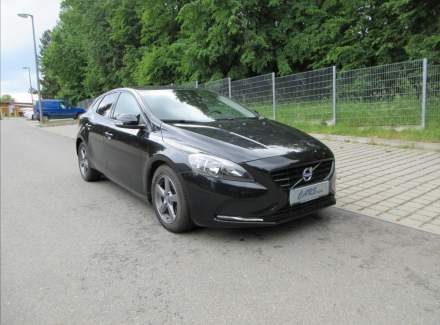 Volvo - V40