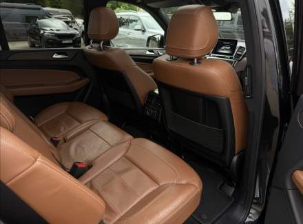 Mercedes-Benz - GLS