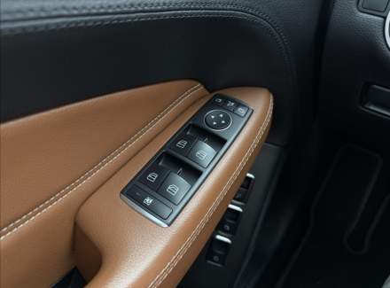 Mercedes-Benz - GLS