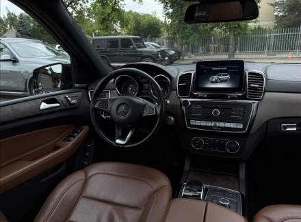Mercedes-Benz - GLS