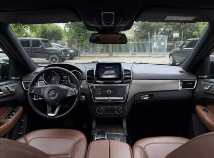 Mercedes-Benz - GLS