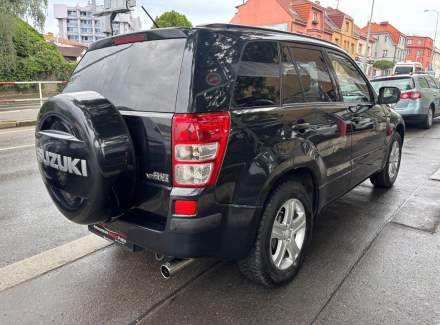 Suzuki - Grand Vitara