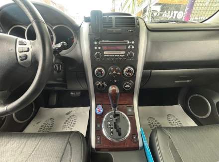 Suzuki - Grand Vitara