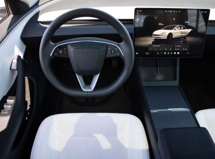 Tesla - Model 3
