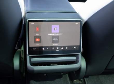 Tesla - Model 3