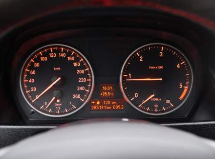 BMW - X1
