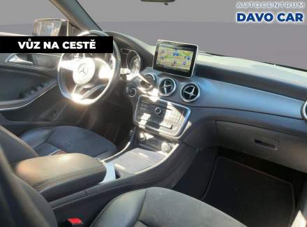Mercedes-Benz - CLA