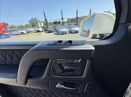 Mercedes-Benz - G-class