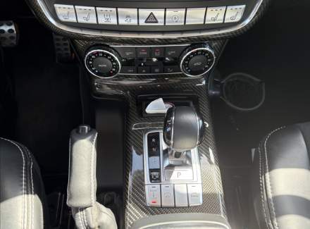 Mercedes-Benz - G-class