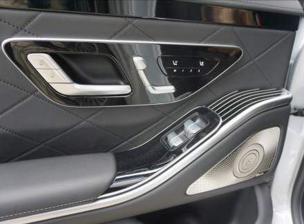Mercedes-Benz - S-class
