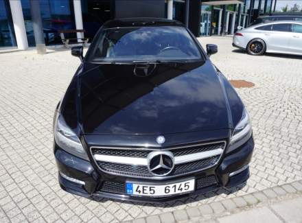 Mercedes-Benz - CLS