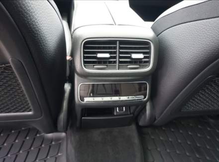 Mercedes-Benz - GLS