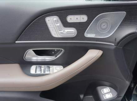 Mercedes-Benz - GLS