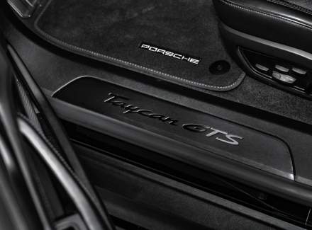 Porsche - Taycan