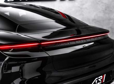 Porsche - Taycan