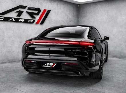 Porsche - Taycan