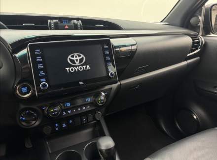 Toyota - Hilux