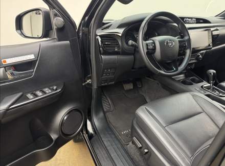 Toyota - Hilux