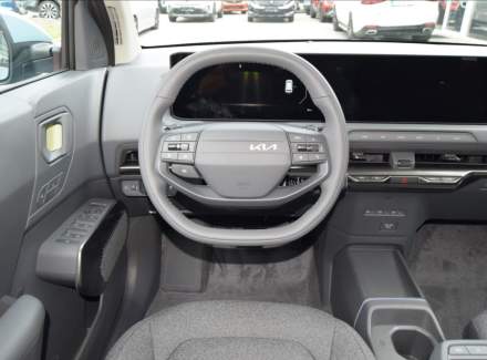 Kia - EV2