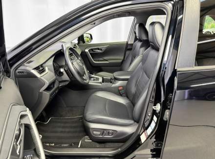 Toyota - RAV 4